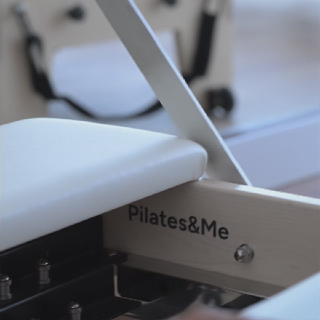 Reformer de Pilates ESSENTIAL™ blanco