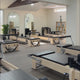Reformer de Pilates ESSENTIAL™ gris
